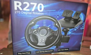 Kierownica gamingowa z pedałami