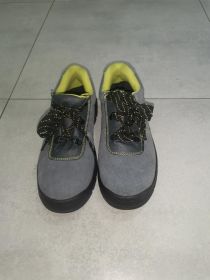 Buty robocze nowe, rozmiar 44, nosek ochronny