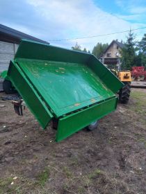 Przyczepka wywrotka jednoosiowa