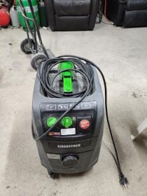 Odkurzacz pod żyrafę