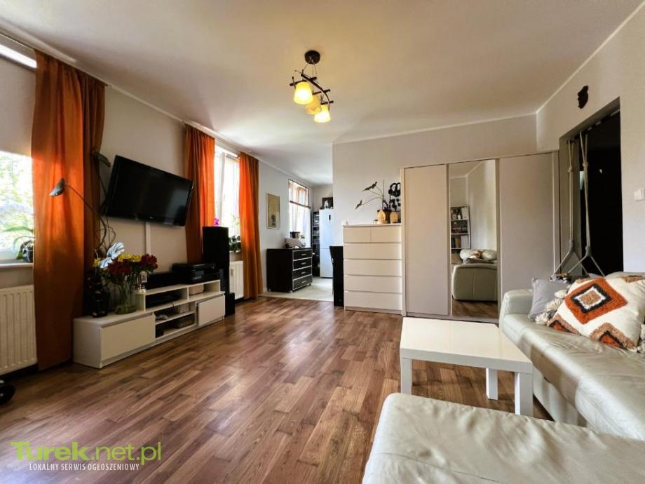 Na sprzedaż mieszkanie z garażem...