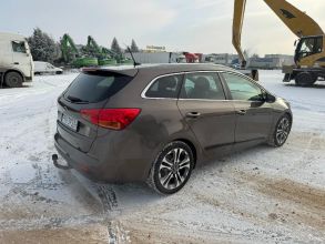 Kia Ceed 1.6 BENZYNA Zarejestrowana Klimatronik Nawigacja...