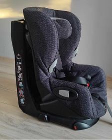 Zadbany Fotelik samochodowy Maxi Cosi Axiss 9-18 kg...