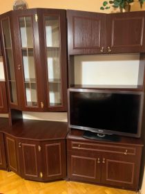 Meblościanka meble do salonu ciemny brąz mahoń