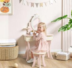 Toaletka dla dziewczynki