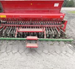 Agregat uprawowo siewny wraz z siewnikiem Unia 3m