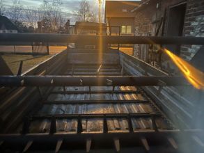 Przyczepa rozrzutnik