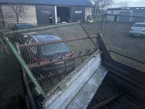 Przyczepa rozrzutnik