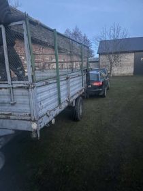 Przyczepa rozrzutnik