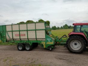 Sprzedam przyczepę samozbierajacą Bergmann