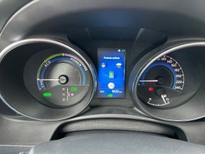 Toyota Auris 1,8 benzyna hybryda