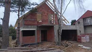 Budowa domów i innych obiektów, docieplenia.