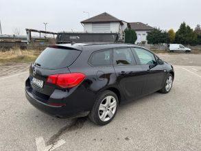 Opel Astra 1.4 BENZYNA Zarejestrowana Klimatyzacja Nawigacja