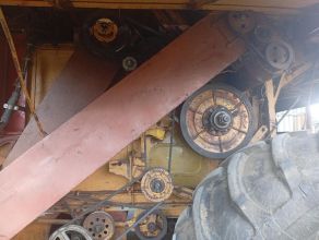 Sprzedam kombajn Bizon super z056