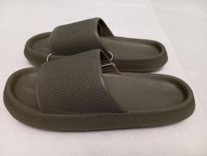 Klapki piankowe lekkie rozmiar 45 oliwkowe NOWE