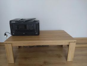 Stolik kawowy i wisząca półka