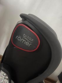 Fotelik samochodowy dla dziecka