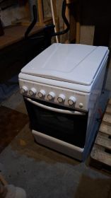 Piekarnik z płytą gazowa Manta