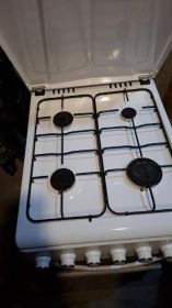 Piekarnik z płytą gazowa Manta