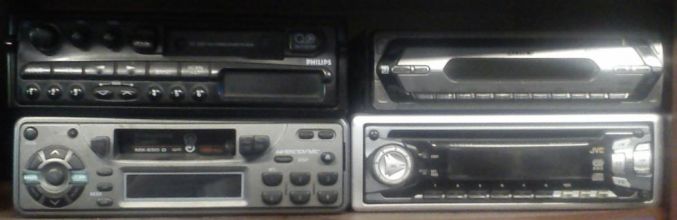 Radja samochodowe od 25zł/szt kaseta/płyta