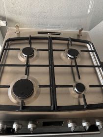 Sprzedam kuchnię gazowo-elektryczną