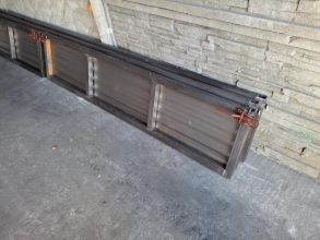 Sprzedam burty do przyczepy d47 i resory