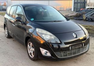Renault Grand Scenic III 1.9 DCI 130