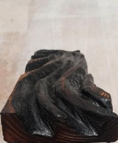 Płaskorzeźba z drewna