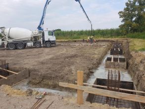 Wykonanie fundamentów pod halę 960m2