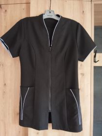 Sprzedam fartuszek kosmetyczno-fryzjerski