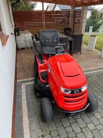 Sprzedam kosiarkę traktorek