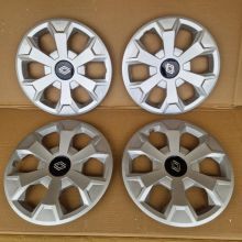 Nowe kołpaki Trafic Renault 16