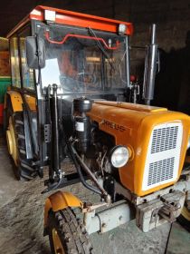 Sprzedam ursus c 330