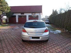 OPEL ASTRA H 1,8 benzyna 2008 r. 5 drzwi KLIMATYZACJA I...