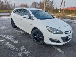 Opel Astra J