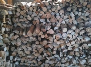 Sprzedam suche drzewo opałowe sosnowe