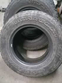 Opony 245/75 r17