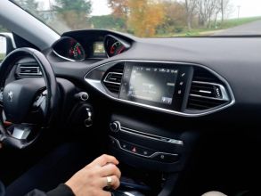 Peugeot 308 T9 2015rok 1.6 bluehdi 120km