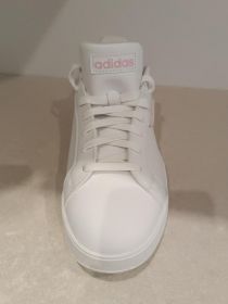 Buty sportowe damskie