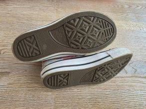 Sprzedam buty dziecięce Converse rozm. 28,5