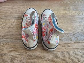 Sprzedam buty dziecięce Converse rozm. 28,5