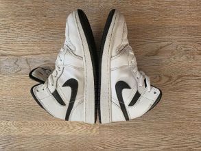 Sprzedam buty dziecięce Nike rozm. 35,5