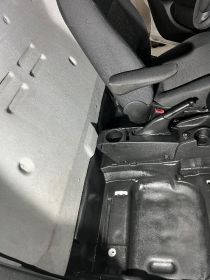 Przyciemnianie szyb, pranie tapicerki, regeneracja lamp