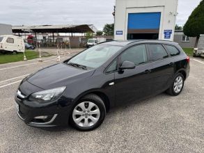 Opel Astra 1.4 BENZYNA Klimatronik Tempomat Nawigacja Kamera