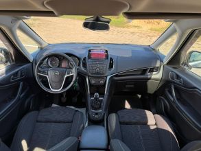 Opel Zafira 1.4 BENZYNA 7 OSOBOWA Nawigacja Ledy BiXenon TOP