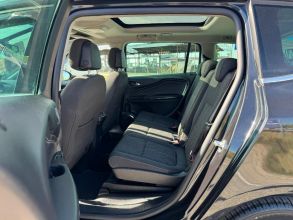 Opel Zafira 1.4 BENZYNA 7 OSOBOWA Nawigacja Ledy BiXenon TOP