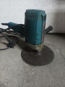 Szlifierka tarczowa Makita -180 mm