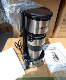 Ekspres do kawy z kubkiem termicznym