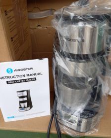 Ekspres do kawy z kubkiem termicznym