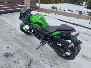 Kawasaki NINJA 125 2023 rok